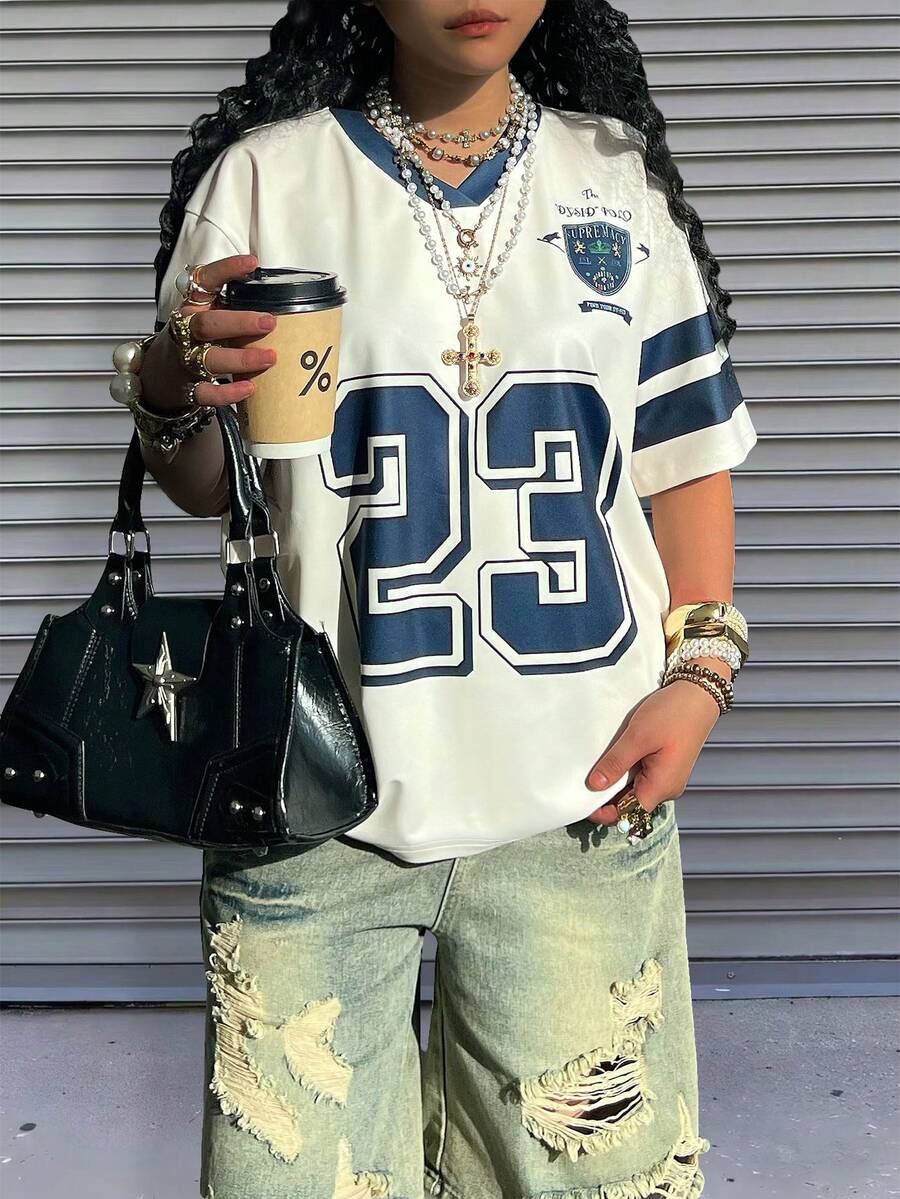 Rovax 女士V领短袖休闲T恤，印有数字 - 彩色 - 查看 1