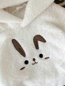 SHEIN 两件套女婴兔子刺绣连帽卫衣，带兔耳朵和白色毛边，搭配红白条纹裤，时尚又可爱 - 咖啡棕 - 查看 4