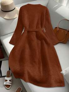 SHEIN Franclia 女士圆领纽扣配腰带长款针织毛衣裙 - 鏽棕色 - 查看 2