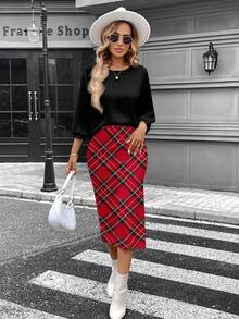 SHEIN LUNE Bộ áo thun cổ tròn tay 3/4 màu trơn đơn giản cổ điển dễ mặc đi làm cho nữ kèm chân váy bút chì họa tiết kẻ caro - Nhiều màu - Xem 3