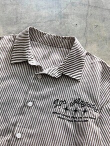 Camisa casual de moda para hombres AXEPEAK con bordado y parches