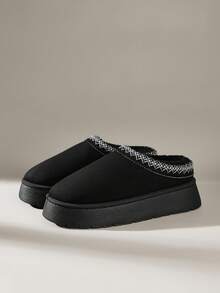 Solecia Women's Thick Sole Thermal Lined Casual Everyday Snow Boots For Christmas - Black - View 2