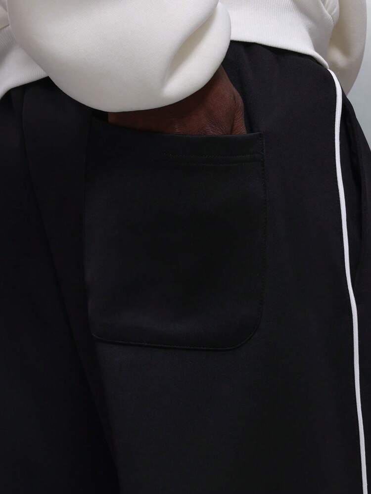 PLAYBOY X SUMWON Jogginghose mit geradem Bein und Paspelierung