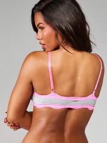 Missguided x Playboy Áo ngực ren viền logo thỏ và chi tiết nơ Đồ lót thoải mái hàng ngày - Màu Xám nhạt - Xem 2