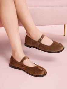 CUCCOO DOLLMOD Women's Flat Brown Fuzzy Round Toe Tabi Split-Toe Mary Jane Loafers, Campus Style For Christmas Valentine's Day - Brown - View 6