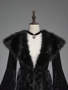 ROMWE Gothic Vintage Patchwork Faux Fur Collar Paisley Velvet Embossed Flare Sleeve Regular Jacket - Black - View 3