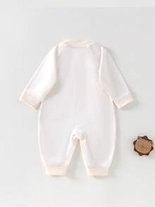 SHEIN Tutina casual a maniche lunghe per neonato maschio, autunno/inverno, stampa di una coppia di volpi che tengono una mela rossa in un giardino in attesa di un bambino, per Natale e San Valentino, elegante outfit da festa, stile vacanziero vintage, adatto per esterno, casa, festa - Beige - Visualizzare 2