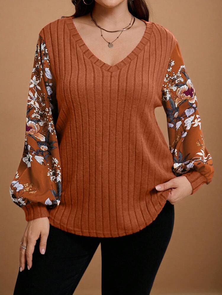 プラスサイズ女性コントラストフローラルプリントパッチワークランタンスリーブVネックカジュアルTシャツ、ブラウンランタンスリーブトップ秋新年クリスマス