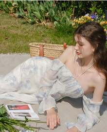 Vestido Veraniego Fluido de Viscosa: Fresco, Cómodo y con Estampado Floral para Cita o Vacaciones - Azul - Ver 2