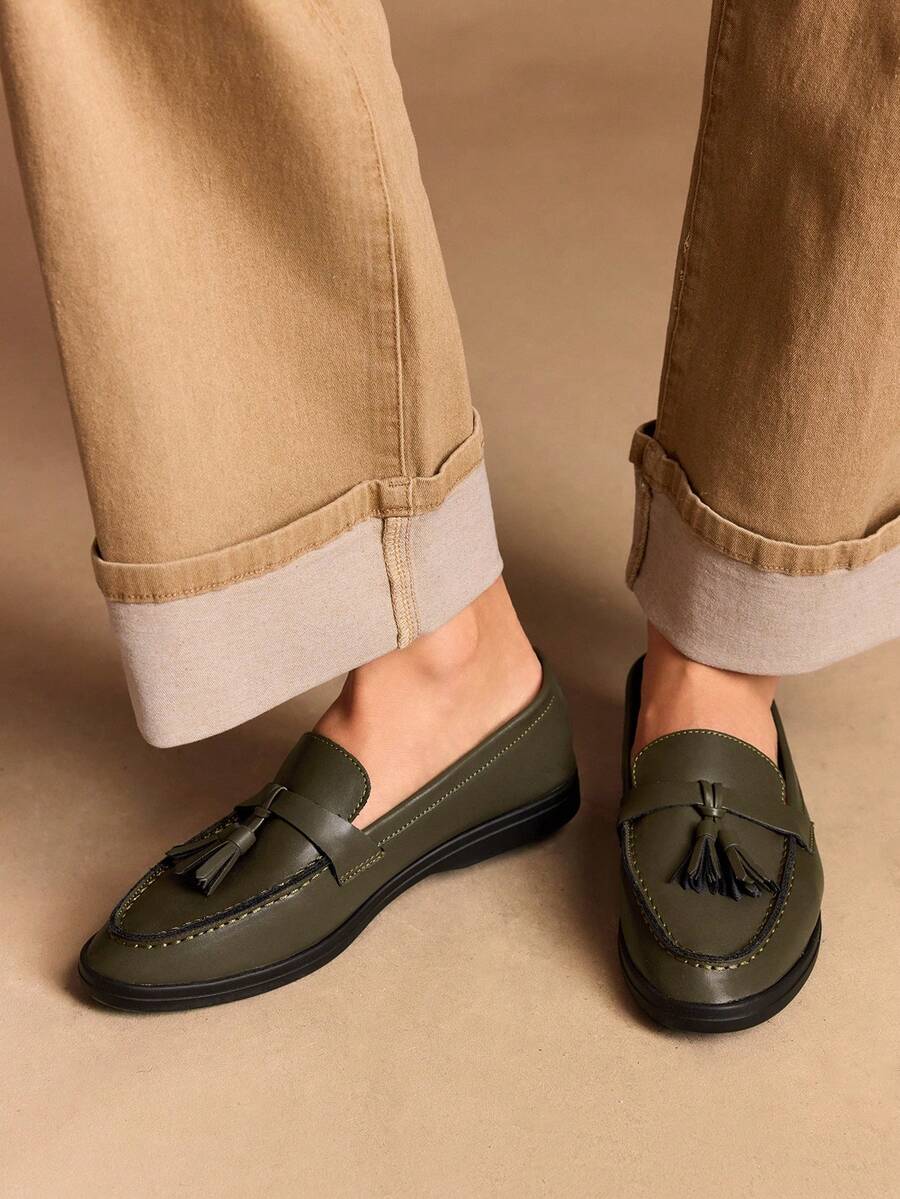 Rosivie Scarpe da donna casual e versatili, adatte per il pendolarismo, con decorazione a frange, stile minimalista