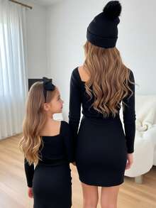 年轻女孩优雅黑色收腰修身方领长袖褶皱休闲连衣裙，适合派对、圣诞节、日常休闲、聚会。适合母女、姐妹套装 - 黑色 - 查看 3