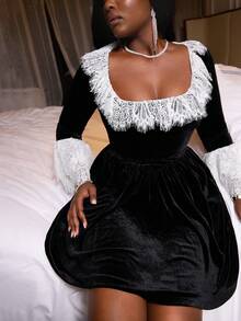 Slaydiva 2025秋冬季新年、情人节、派对、宴会、约会、生日派对、学院风、学生装、日常出行、百搭基础款、休闲、邮轮旅行、潮流、优雅、通勤、商务休闲、极简U领长袖、领口和袖口蕾丝饰边、腰部褶皱、黑色丝绒面料、A字迷你连衣裙、派对礼服、约会礼服、女士连衣裙 - 黑色 - 查看 8