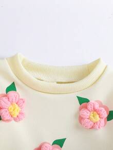SHEIN 两件套女婴可爱粉色碎花装饰舒适时尚拼接长袖二合一卫衣+弹力腰休闲喇叭裤印花甜美套装，适合春秋季休闲外出或旅行 - 粉色 - 查看 8