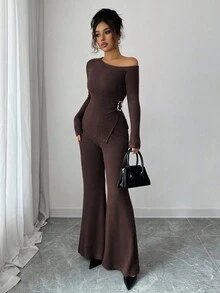 Elenzga 女士时尚休闲两件套，不对称肩部下摆褶皱金属装饰长袖罗纹修身T恤 + 罗纹修身喇叭裤 - 巧克力棕 - 查看 5
