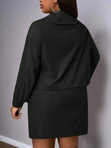 Slaydiva 2025 Nouveau style de rue printemps/été Tenue de sport décontractée pour festival de musique, tenue quotidienne et de boîte de nuit pour étudiants. Veste courte avec fausse poche poitrine oblique et ourlet à cordon de serrage en vert militaire unicolore. Mini-jupe cargo avec poches et taille élastique, ensemble 2 pièces grande taille