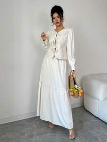 Rafferiza Raffinéa French-Inspired, Sophisticated, And Effortlessly Chic Vacation-Style Suit Featuring A Lace-Up Rose-Print Top And A Flowing French-Style Skirt. This Elegant And Feminine Set Is Perfect For Parties, Casual Outings, Or Afternoon Tea. - Yellow - View 3