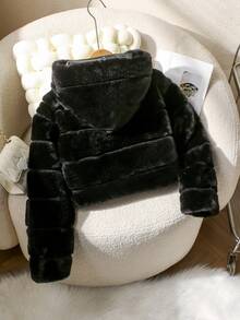 女童柔软仿皮草外套，优雅长袖短款修身连帽大衣，适合秋冬季穿着