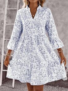 EMERY ROSE 女士印花V领喇叭袖休闲迷你连衣裙，适合度假 - 藍色 - 查看 3