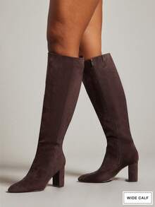 SHUZIA Bốt cao đến đầu gối giả da lộn mũi vuông cổ rộng dành cho nữ - Cà phê nâu - Xem 5