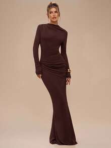 SHEIN BAE 纯色卡其色露肩褶皱长袖修身鱼尾连衣裙，优雅连衣裙，伴娘礼服，生日礼服，秋冬叠穿连衣裙，日常连衣裙，正式场合连衣裙，节日连衣裙 - 咖啡棕 - 查看 1