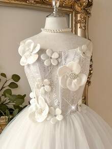 Lovelzi Elegant And Luxurious White Sequined Embroidered Mesh Dress, Handmade Three-Dimensional Flower Pearl Embellishments, Sailboat Neckline With Multiple Boning, Slim A-Line Silhouette, Short Style, Suitable For Weddings, Bridal Gowns, Formal Occasions, And Gift Parties (Heavy-Work Design). - White - View 4