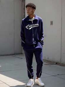 Vacaura 两件套青少年男童时尚藏蓝色高领外套搭配藏蓝色长裤，面料柔软舒适，适合秋季、户外运动、街舞、上学、摄影、郊游等各种场合，是青少年男童秋季必备单品。