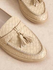Rosivie Ballerines femme polyvalentes et décontractées avec décoration à franges, style minimaliste pour le travail - Nude - Voir 4