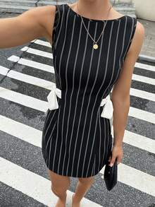 Serisse 女士条纹圆领侧系带无袖时尚迷你连衣裙 - 黑色 - 查看 3