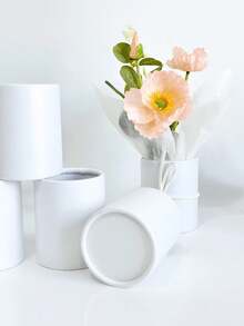 Caja de arreglo floral redonda blanca, set de 4 piezas/10 piezas, caja de envoltura de flores, empaque de flores para el Día de San Valentín, balde de flores de mano, mini balde de abrazo - Blanco - Ver 7