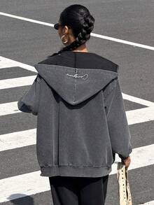 Muchica Áo hoodie có khóa kéo thường ngày họa tiết chữ nhung - màu đen - Xem 2