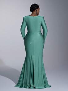 Elitara Vestido elegante y lujoso de talla grande para otoño e invierno con cuello en V profundo, hombros rectos, mangas largas, plisado asimétrico delantero, abertura alta tipo sirena, adecuado para cena, baile, cita, vacaciones, boda y eventos de noche - Verde - Ver 3
