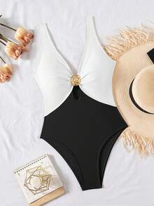 Swim Chiccia 女士撞色镂空性感优雅度假简约连体泳衣 - 黑與白 - 查看 4