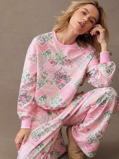 WESTFADE Patchwork Quilted Crewneck Long Sleeve Oversized Sweatshirt Spring, Resort Wear, Summer, Spring Break, Festival, Casual, Cute, Boho, Nashville, Country Concert Outfit, Western Wear For Women, Vacation, Beach, Coastal Cowgirl