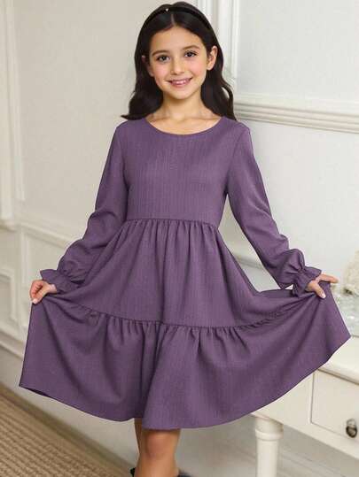 SHEIN Tween Girl Solid Color Round Neck Long Sleeve Pleated Mini Casual Dress