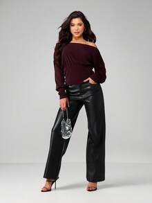 MISSGUIDED 露肩闪亮长袖派对上衣，不对称领口设计，采用闪光金银丝面料，适合晚宴场合。 - 棕色 - 查看 3