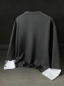 Manfinity EMRG 男士撞色拼接印花二合一T恤，适合休闲街头穿着 - 彩色 - 查看 2