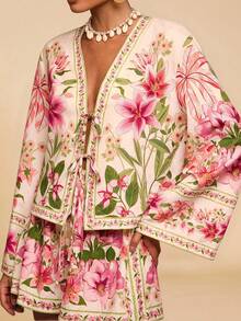 Travachic Bộ 2 áo sơ mi dài tay rộng rãi in họa tiết hoa đi nghỉ mát và quần short cạp cao rộng rãi cho nữ - Nhiều màu - Xem 7