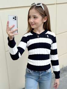 SHEIN Tween Girl Striped Sweater Suitable For Casual Wear, Back To School Wear, Home Style, Daily Wear, School Wear, Travel Wear, Sports Wear, Winter Wear, Christmas Wear, New Year Wear, Preppy Style Autumn Winter White And Black Striped Sweater Knit Sweater Cute Sweater Unisex Cable Knit Sweater - Black and White - View 9