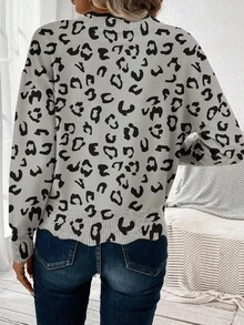 SHEIN LUNE 女士休闲V领做旧毛衣，适合秋冬季穿着 - 灰色 - 查看 2