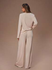 Lazeform 女士纯色休闲V领紧身开衫和裤子睡衣套装，秋冬服装 - 杏色 - 查看 2