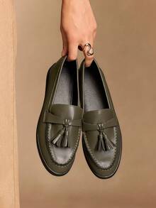 Rosivie Scarpe da donna casual e versatili, adatte per il pendolarismo, con decorazione a frange, stile minimalista