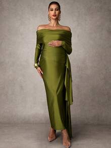 MaterniChic Elegancka sukienka ciążowa na imprezę, jednokolorowa, marszczona, z odkrytymi ramionami i rozcięciem na boku - Zielony - Zobacz 4