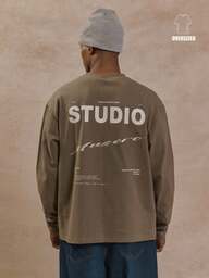  חולצת טי עם צווארון עגול ושרוולים ארוכים, הדפס גרפי "MUSERO STUDIO", פריטי חובה לסתיו וחורף