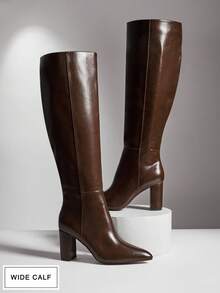 SHUZIA Botas altas hasta la rodilla con punta almendrada y tacón ancho para mujer - Café integral - Ver 5