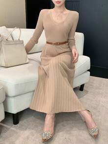 DAZY 女士优雅V领系带毛衣连衣裙，秋冬款 - 杏色 - 查看 3