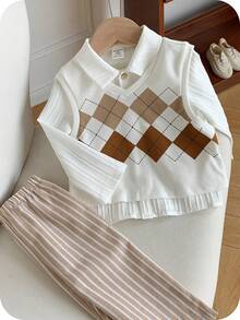 男婴三件套休闲百搭菱格纹背心、白色长袖衬衫、卡其色条纹休闲裤套装，适合生日派对、锐舞派对、晚宴、演出、婚礼、宝宝满月、一周岁生日庆祝、婚礼宾客、迎婴派对、洗礼服 - 彩色 - 查看 3