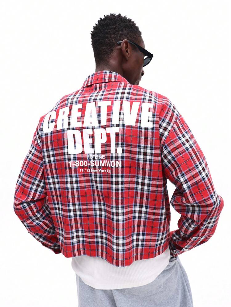 Camisa cropped xadrez de manga comprida com estampas