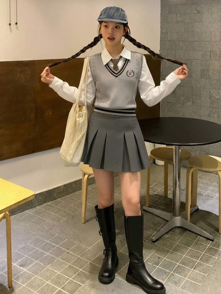 Women Solid Color Short Pleated A-Line Skirt - College Style