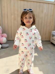 女婴樱桃印花白色连帽长袖针织卫衣+樱桃印花白色长裤套装（2件套），适合秋冬春季室内外休闲穿着，可爱水果图案 - 彩色 - 查看 1