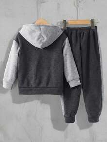 SHEIN 2 件套儿童男童休闲日常舒适字母印花拼接撞色连帽宽松长袖开衫和宽松纯色慢跑裤针织套装，适合学校、花园、海滩、生日、春季、夏季、秋季、冬季 - 彩色 - 查看 3